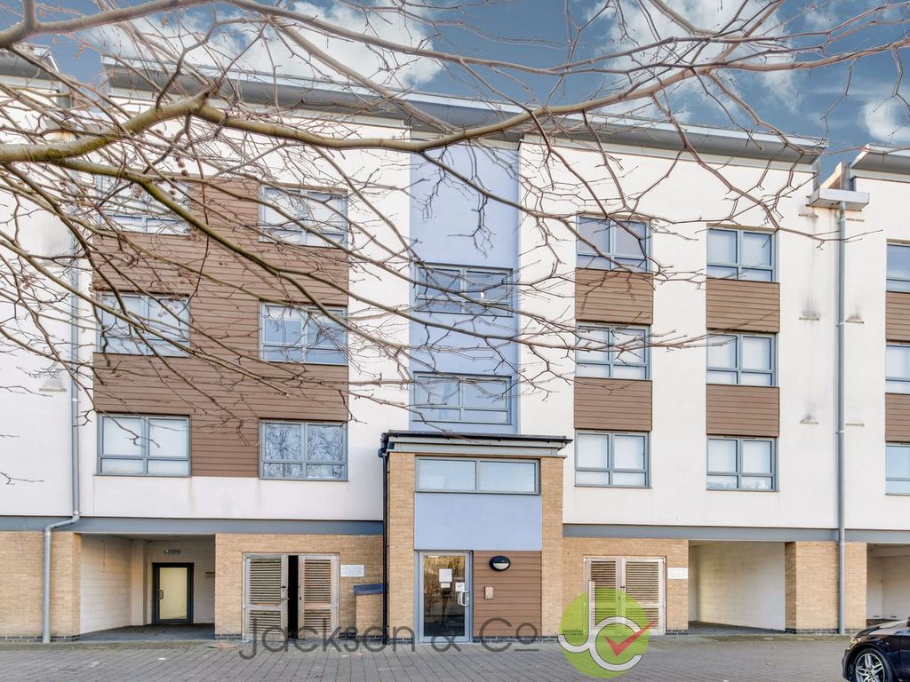 2 bed flat to rent in Ballantyne Drive, Colchester CO2 Zoopla