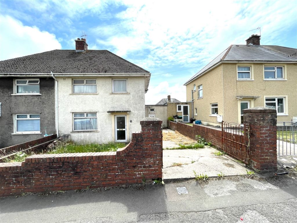3 bed semidetached house for sale in Brynteg Avenue, Pyle, Bridgend