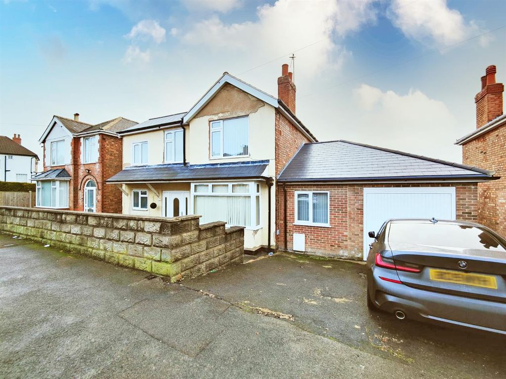 4 bed detached house for sale in Parkdale Road, Bakersfield, Nottingham