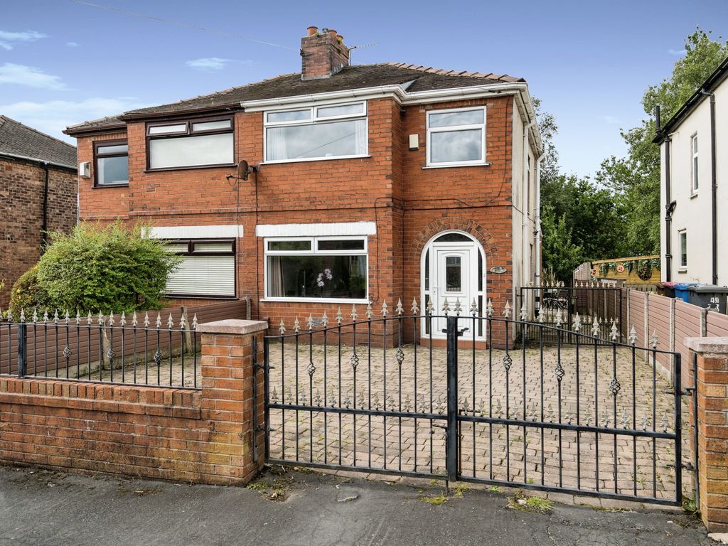 3 bed semidetached house for sale in Graymar Road, Little Hulton
