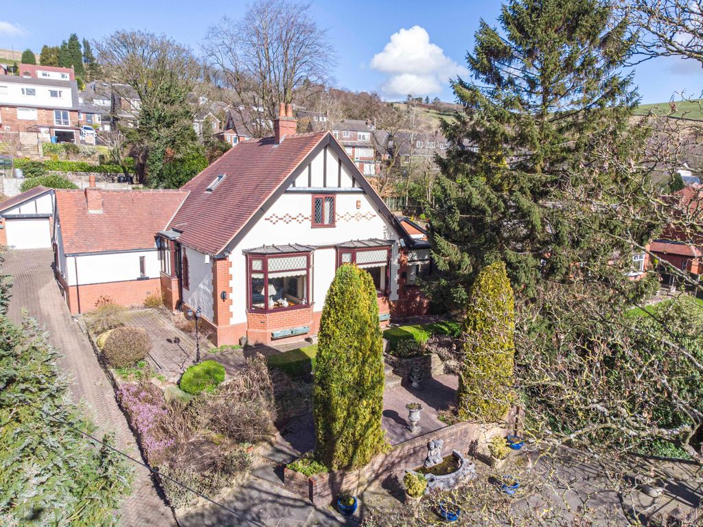 4 bed detached house for sale in Oldham Road, Grasscroft, Saddleworth
