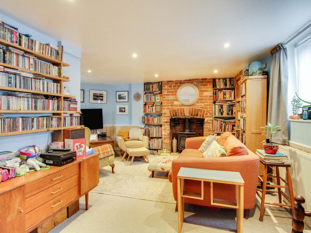 3 bed cottage for sale in Ermin Street, Stratton, Swindon SN3 Zoopla