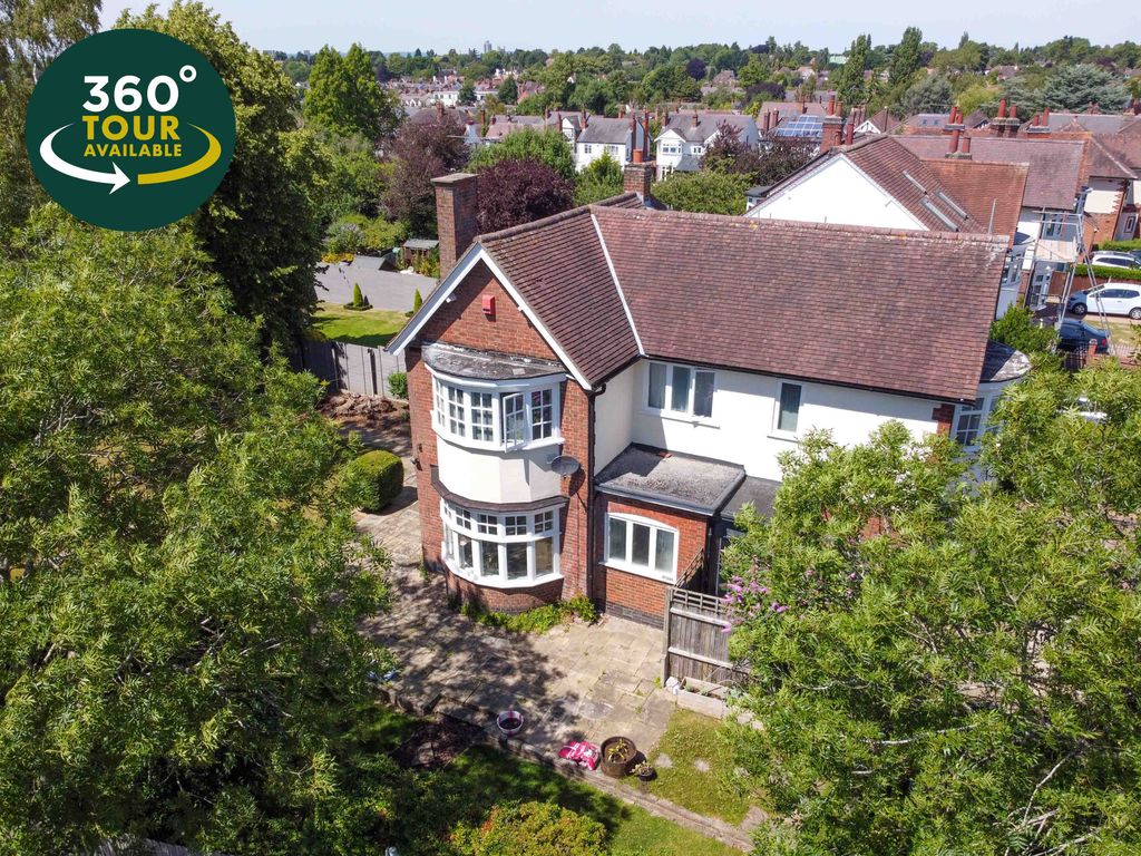 4 bed detached house for sale in Link Road, South Knighton, Leicester