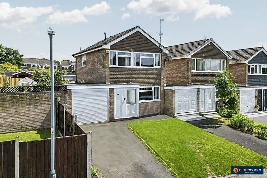 3 bed link detached house for sale in Beverley Avenue, Stockingford