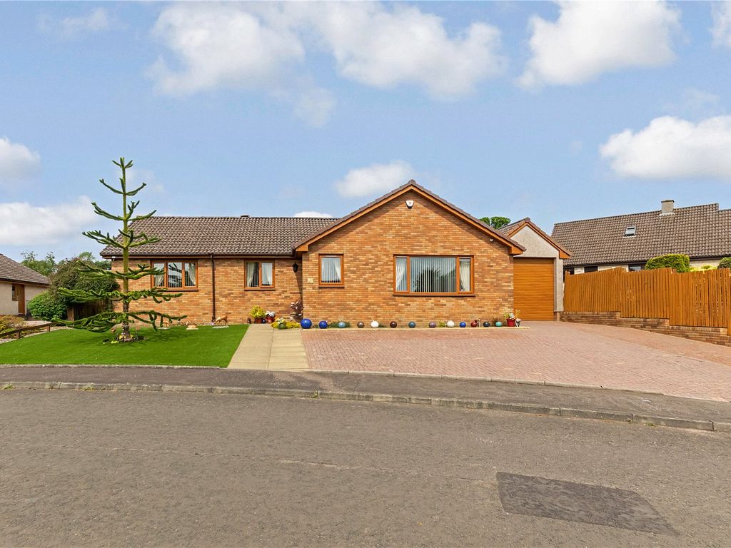 3 bed bungalow for sale in Dean Park Gardens, Chapel, Kirkcaldy KY2