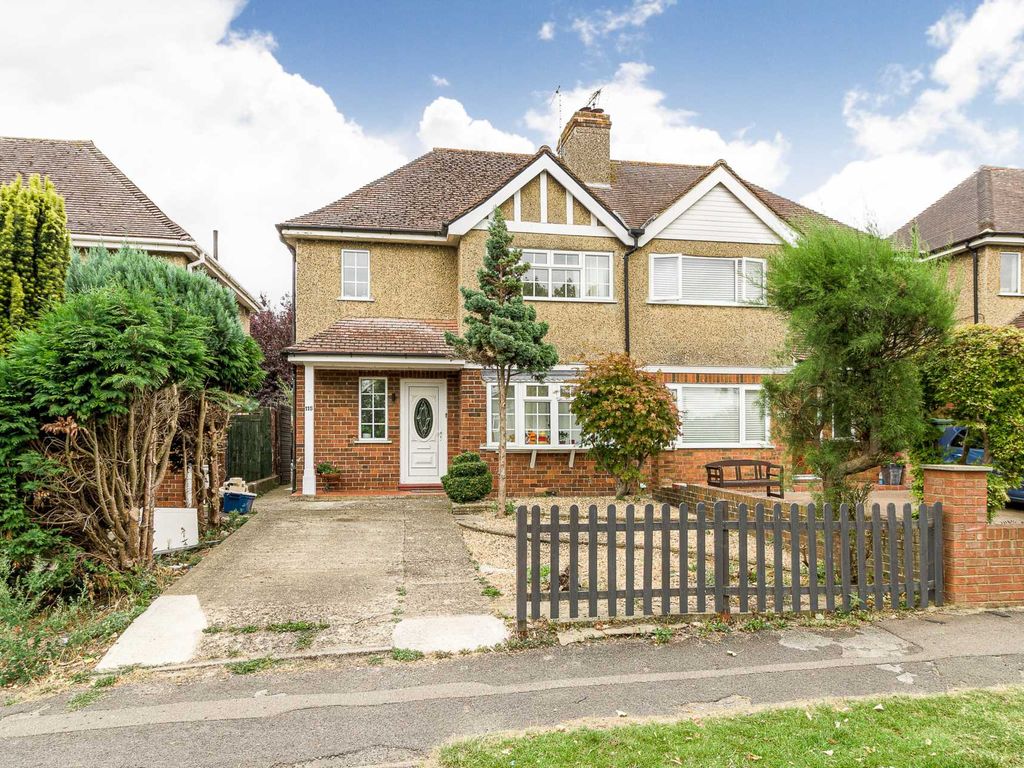 3 bed semidetached house for sale in Bradwell Road, Bradville MK13