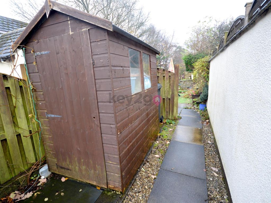 2 bed cottage for sale in Bradway Road, Sheffield S17, £300,000 Zoopla