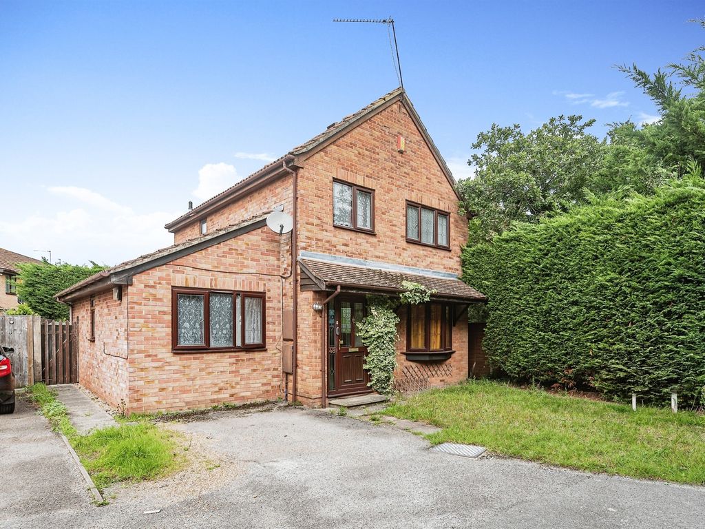 4 bed detached house for sale in Adwell Drive, Lower Earley, Reading