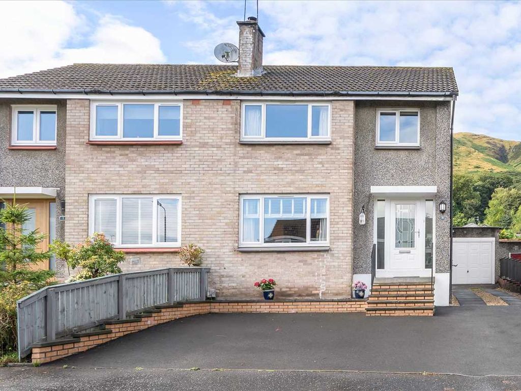 3 bed semidetached house for sale in Walnut Park, Tillicoultry FK13