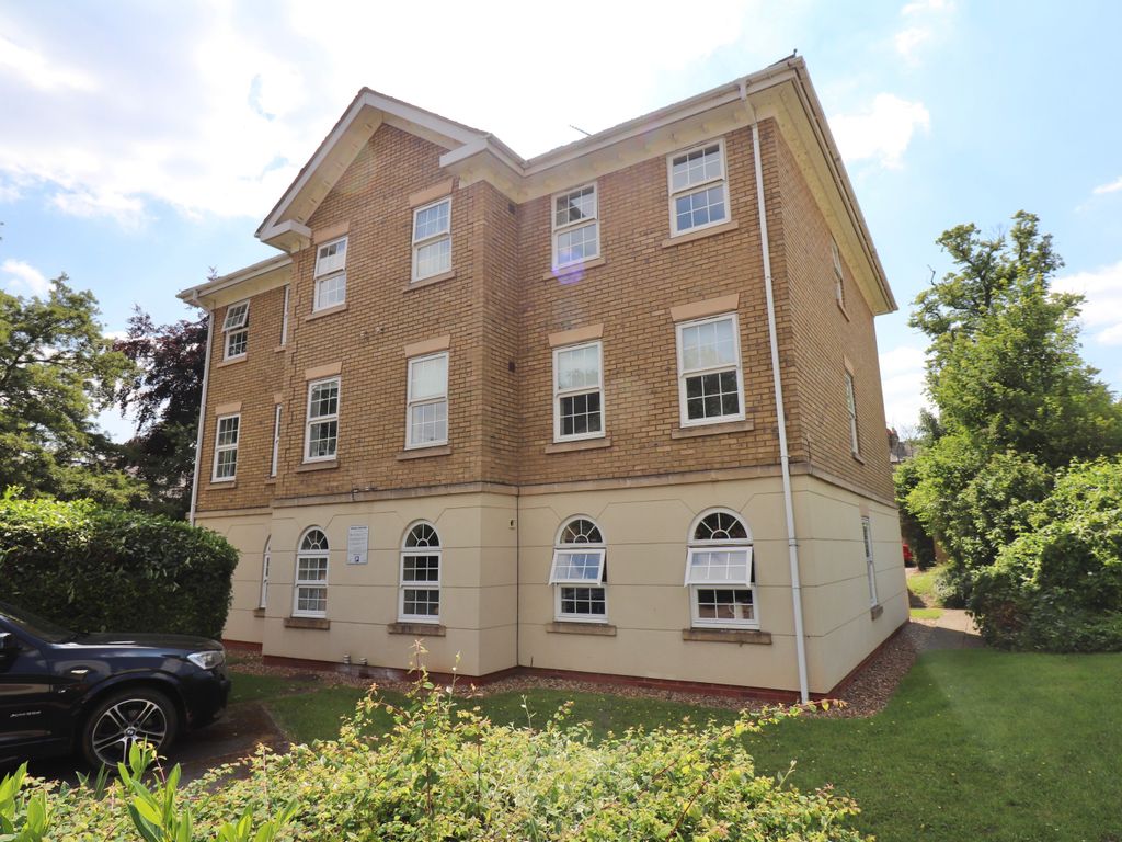 2 bed flat to rent in Scholars Court, Derngate, Northampton NN1 Zoopla