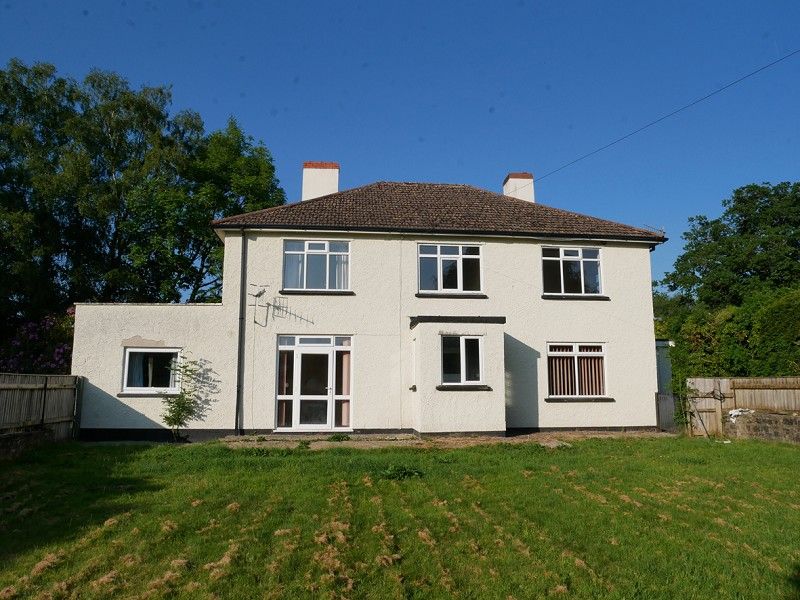 5 bed detached house for sale in Sennybridge, Brecon, Powys. LD3, £