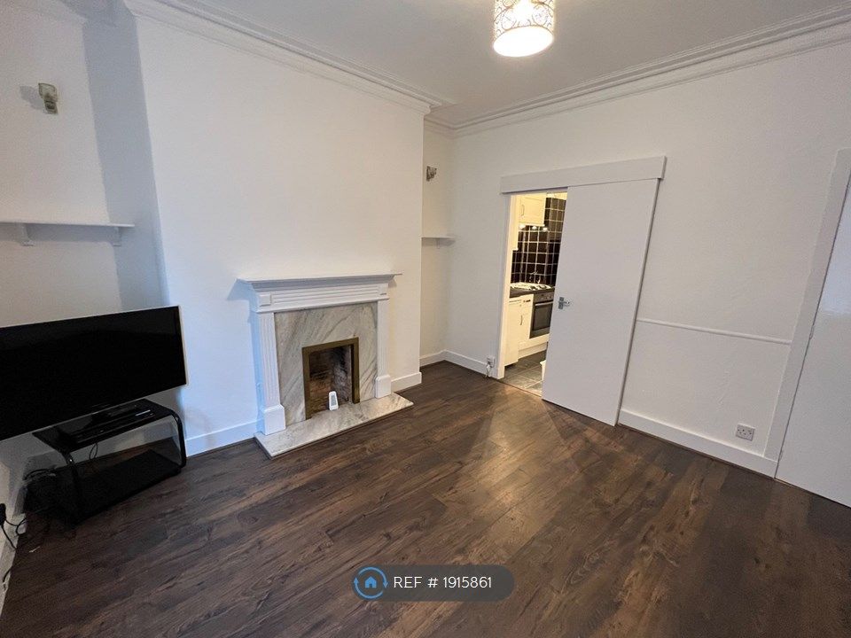 1 bed flat to rent in Urquhart Road, Aberdeen AB24, £575 pcm Zoopla