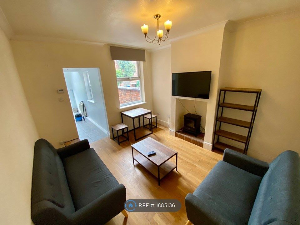 Room to rent in Leyland Street, Derby DE1, £520 pcm Zoopla