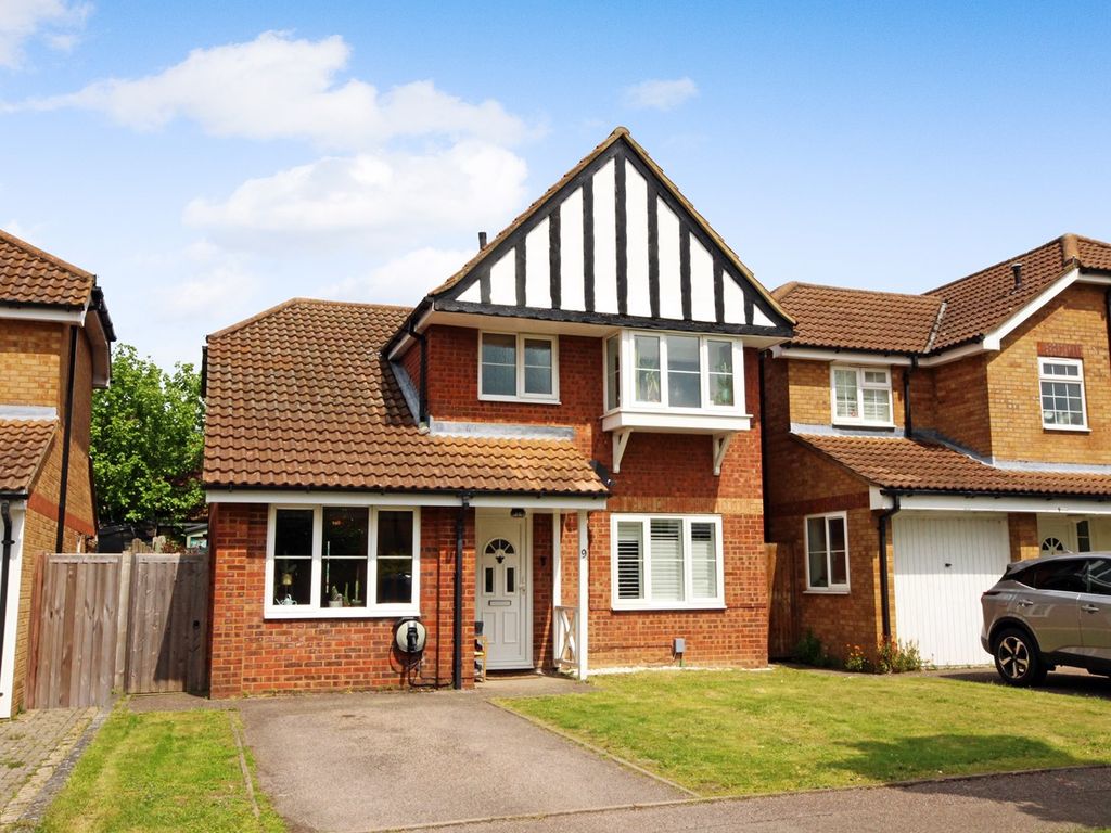 3 bed detached house for sale in Kristiansand Way, Letchworth Garden City SG6 Zoopla