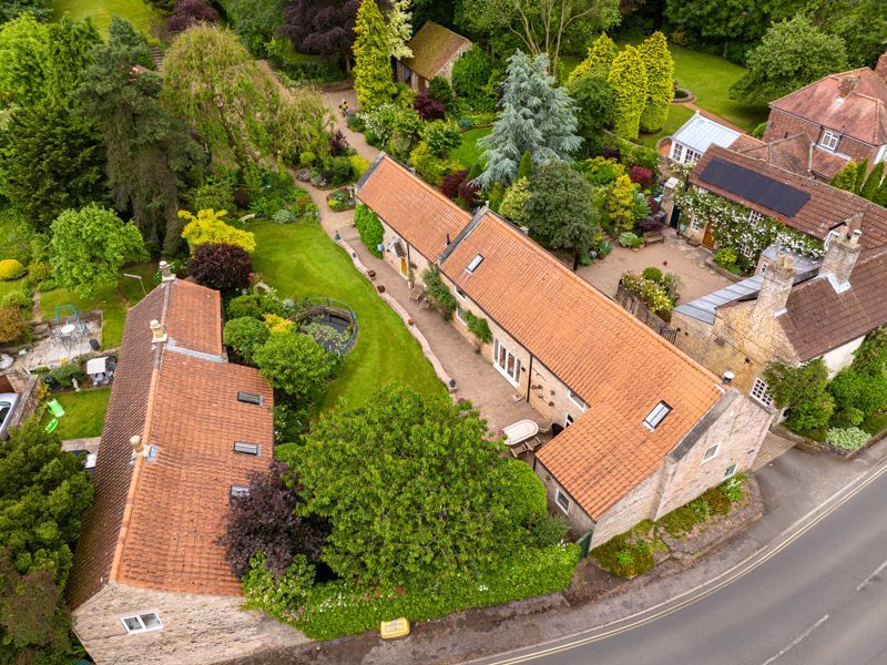 4 bed detached house for sale in High Street, Whitwell, Worksop S80, £