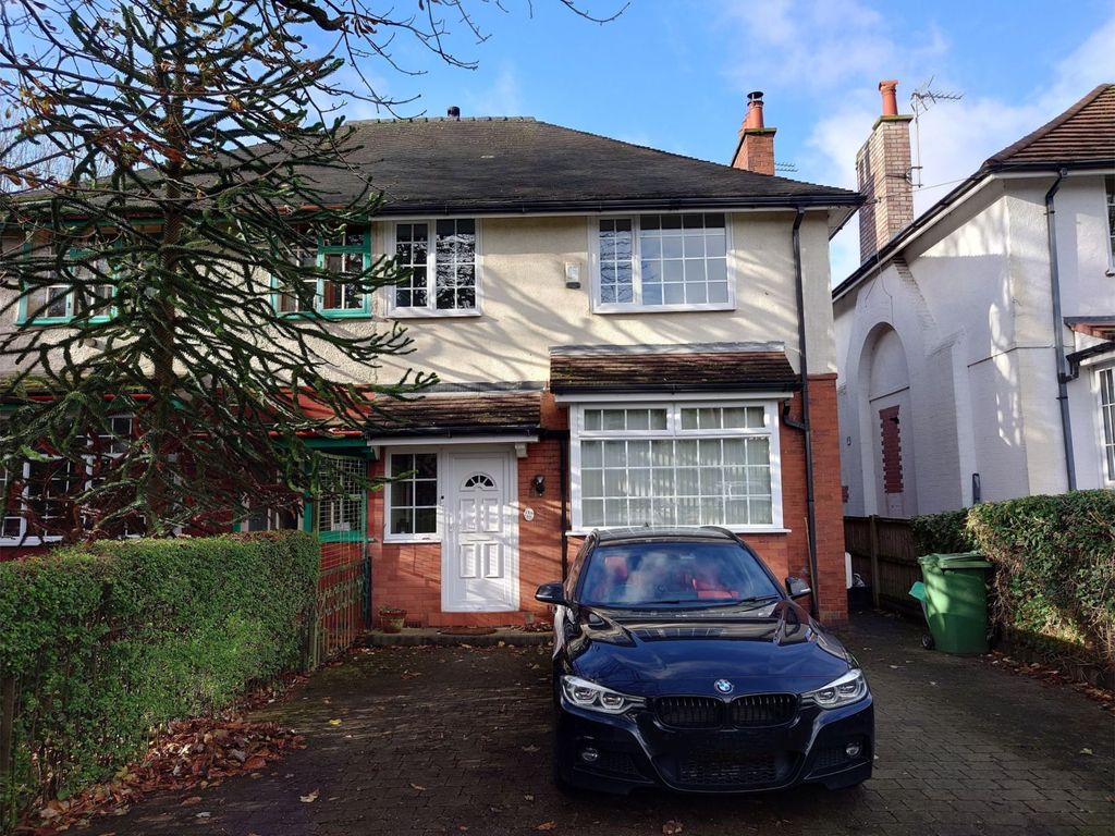 3 bed semidetached house for sale in Park Road North, NewtonLe