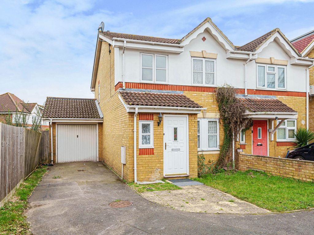 3 bed semidetached house for sale in Tollgate Drive, Hayes UB4, £