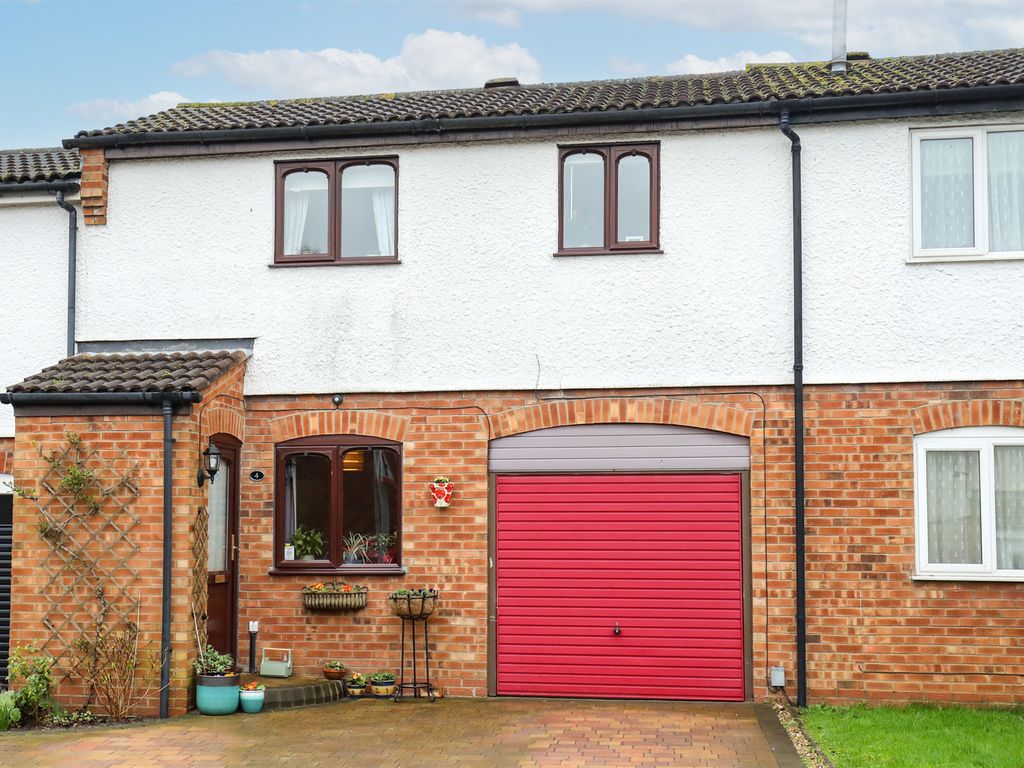 2 bed terraced house for sale in Scafell, Brownsover, Rugby CV21, £