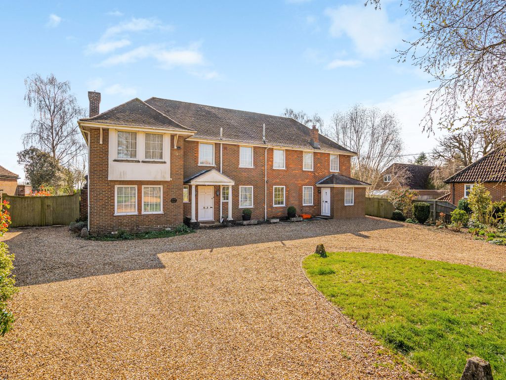 6 bed detached house for sale in Crabsgrove, Oving Road, Whitchurch