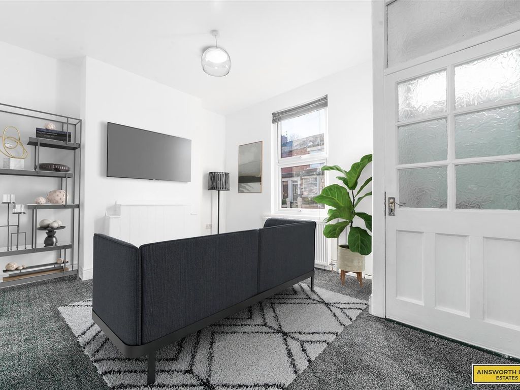 2 bed end terrace house to rent in Livesey Branch Road, Blackburn BB2