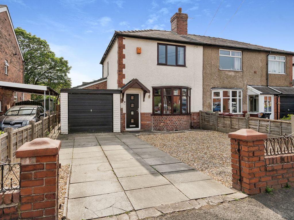2 bed semidetached house for sale in Leigh Road, Westhoughton, Bolton
