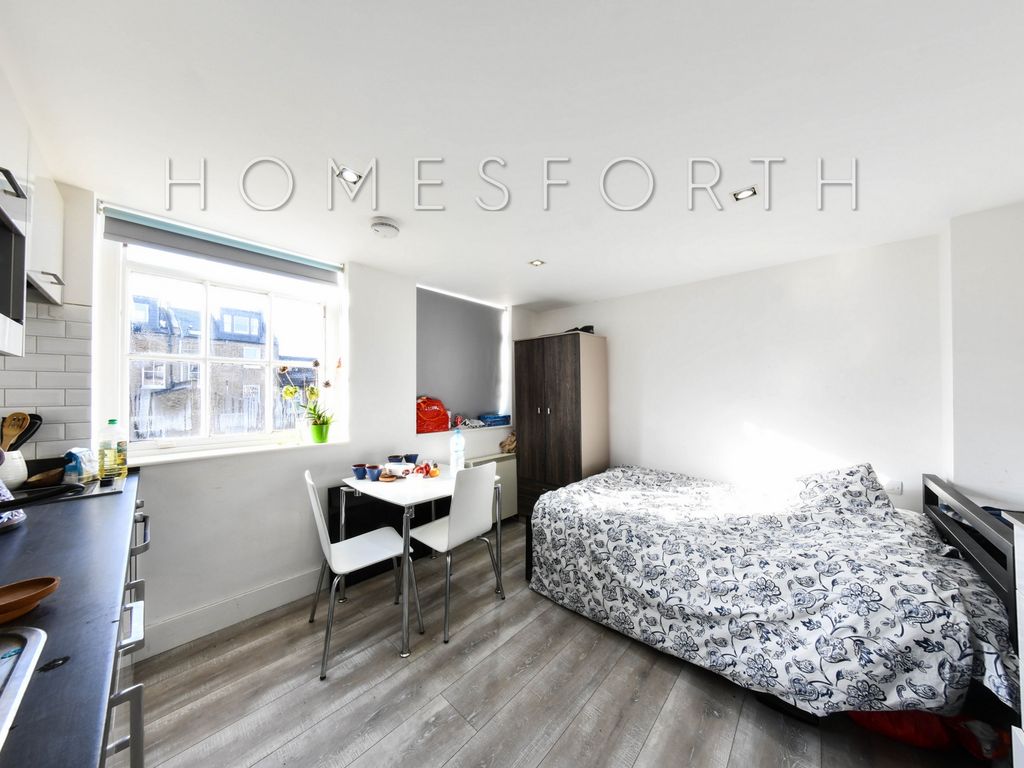 Studio to rent in Drakes Courtyard, Kilburn High Road, London NW6 Zoopla