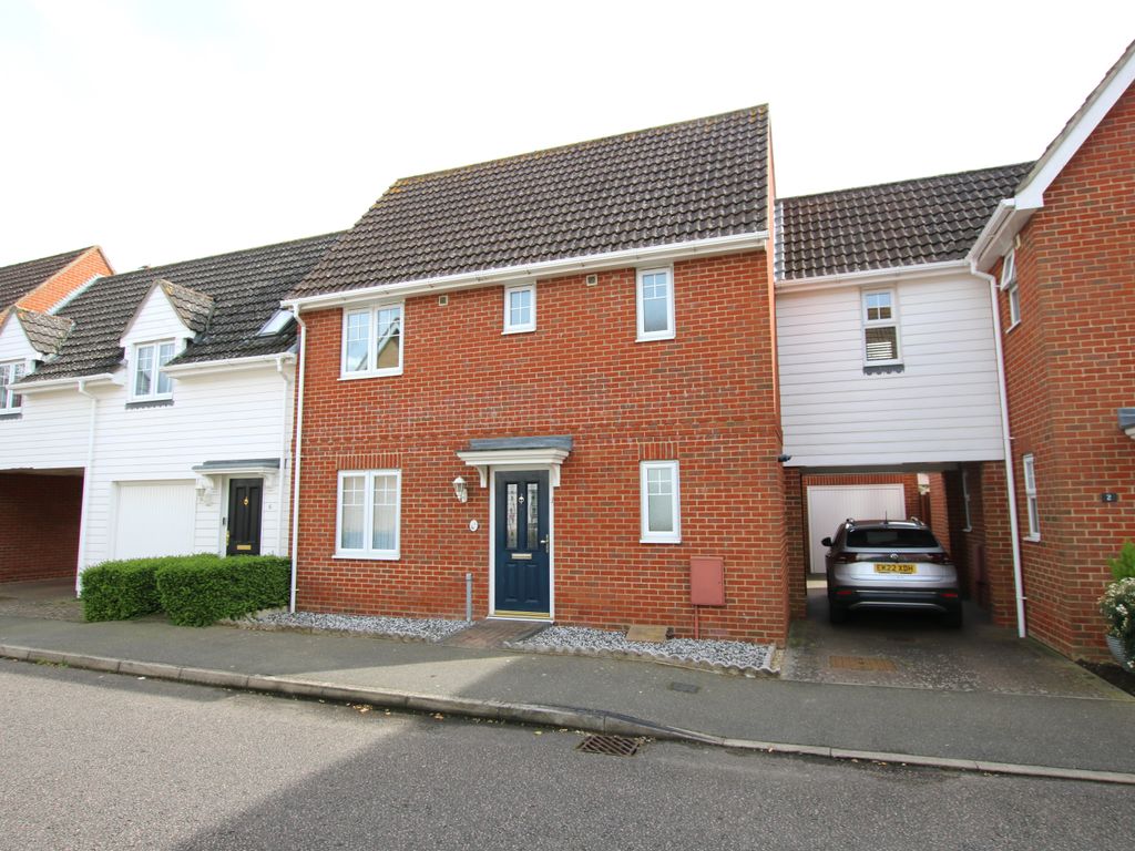 3 bed terraced house for sale in Acacia Drive, Dunmow CM6, £360,000