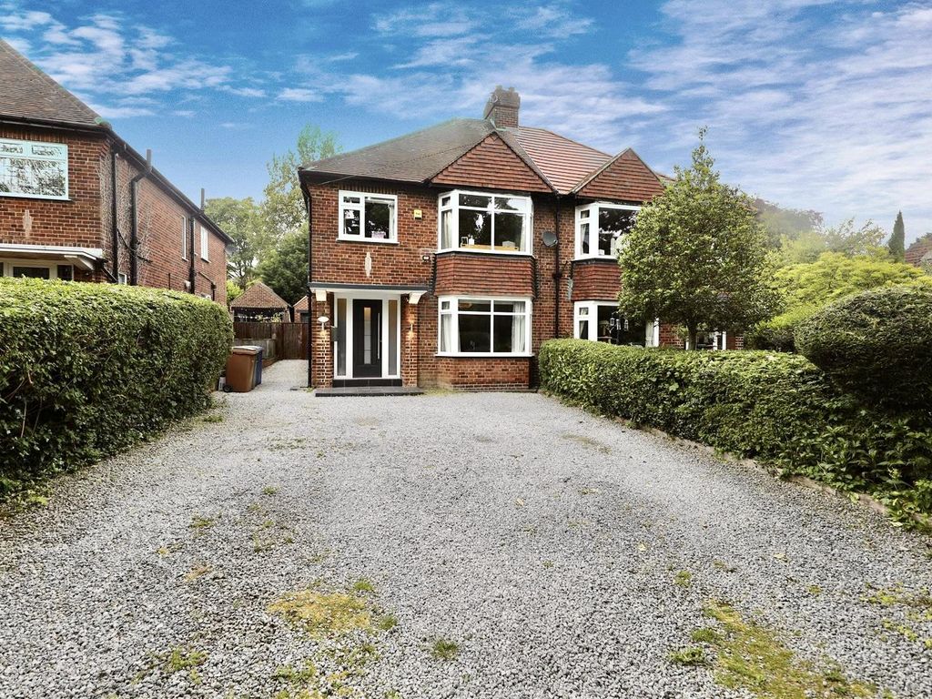 4 bed semidetached house for sale in Southfield, Hessle HU13, £425,000