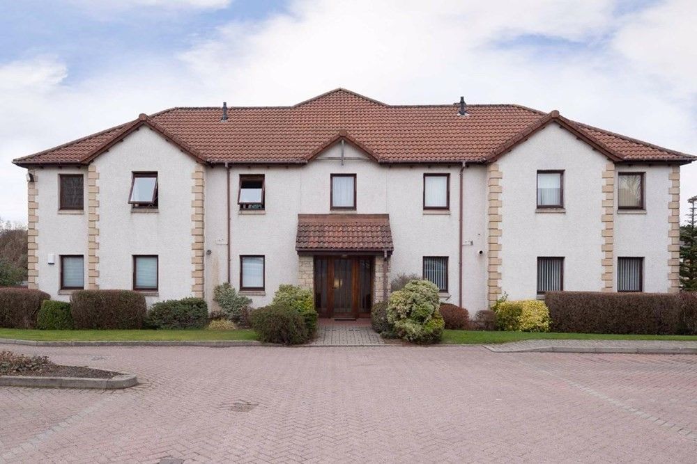 2 bed flat to rent in Crathes Way, Broughty Ferry, Dundee DD5, £900 pcm