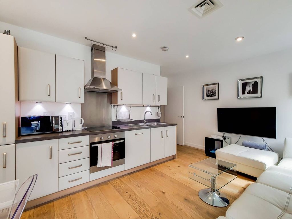 City Road, Angel, London EC1V  