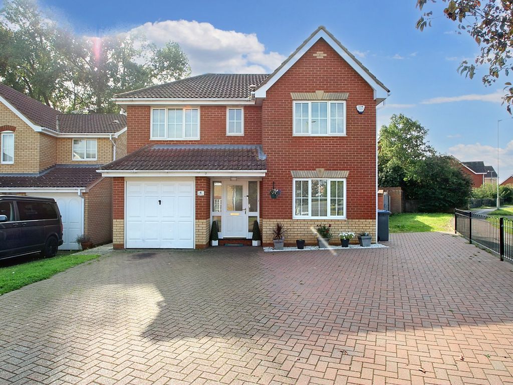 4 bed detached house for sale in Lawford Place, Rushmere St Andrew