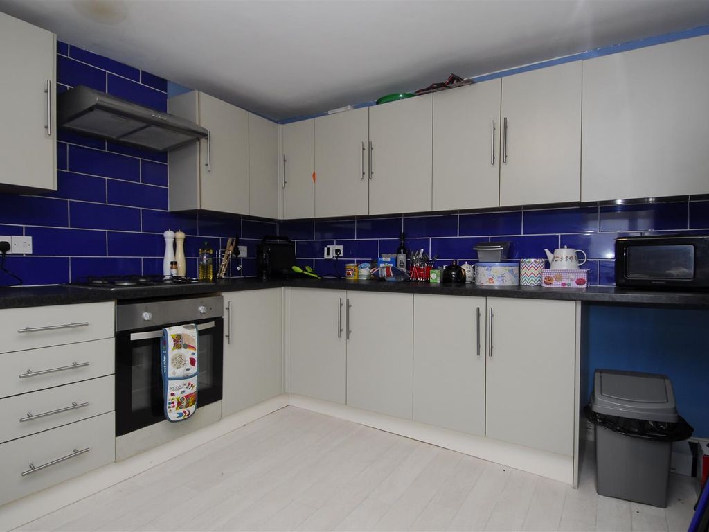 3 bed flat to rent in Hill Park Crescent, Flat 2, Plymouth PL4 Zoopla