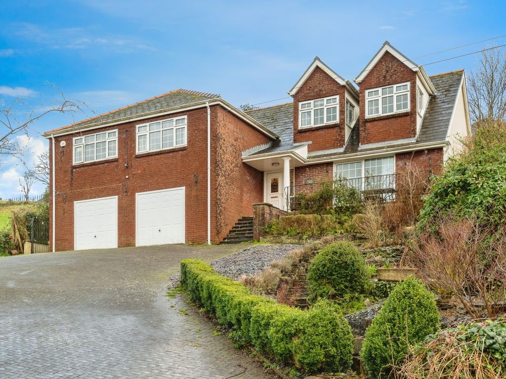 6 bed detached house for sale in Sawel Terrace, Hendy, Pontarddulais
