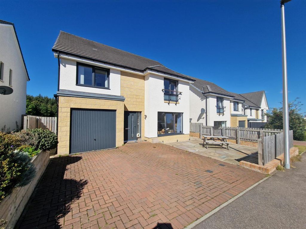 4 bed property for sale in Kintrae Crescent, Elgin IV30, £305,000 Zoopla