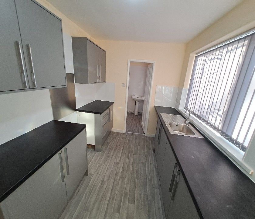 2 bed terraced house to rent in Railway Terrace North, New Herrington DH4, £500 pcm Zoopla