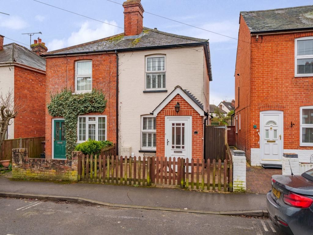 3 bed semidetached house for sale in Seaford Road, Wokingham RG40 Zoopla