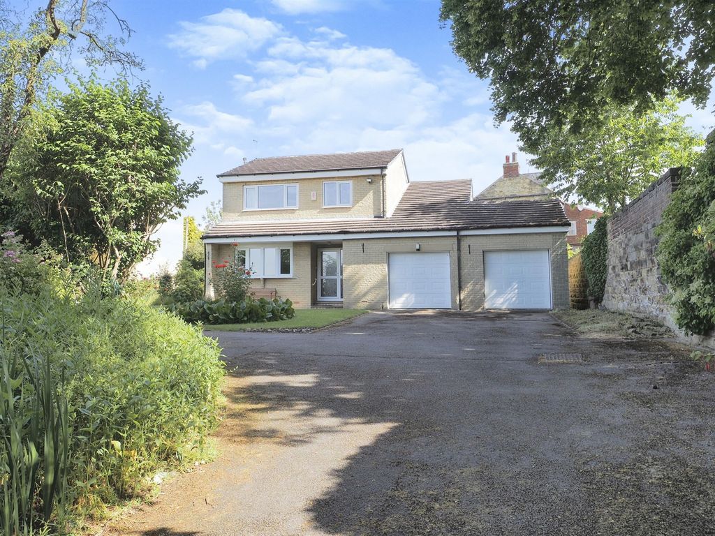 4 bed detached house for sale in Jenkin Drive, Horbury, Wakefield WF4