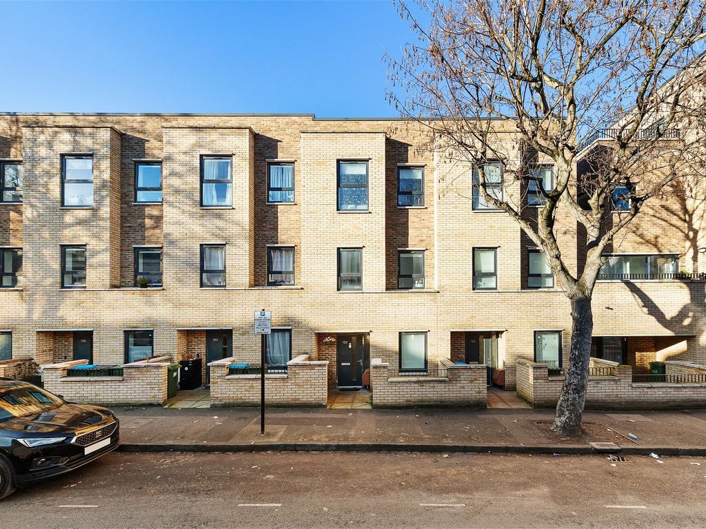 4 bed terraced house for sale in Brookhill Road, Woolwich, London SE18, £650,000 Zoopla