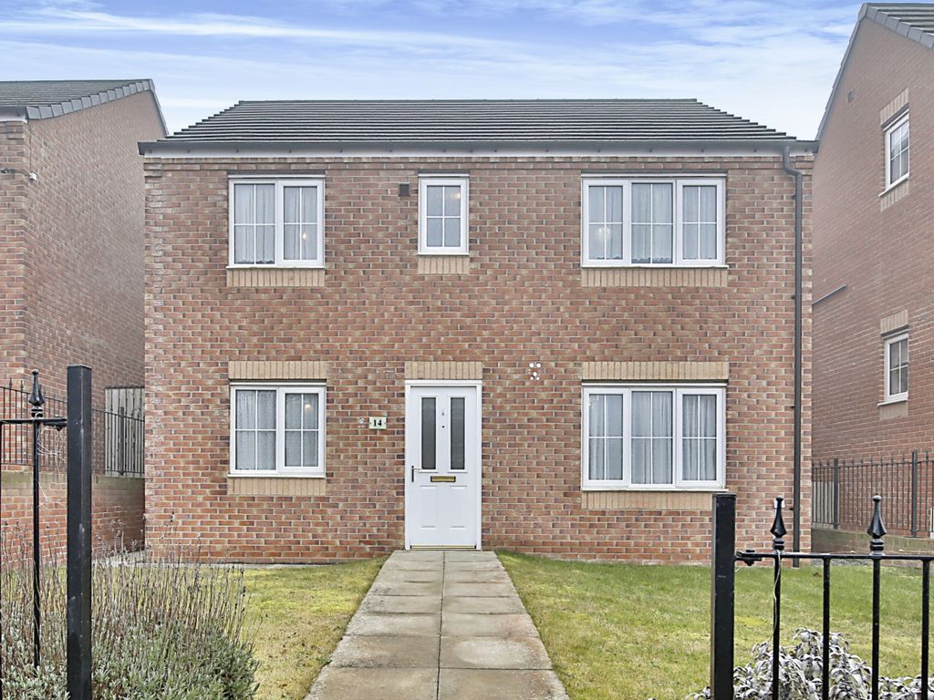 4 bed detached house to rent in Ivatt Walk, Shildon, Durham DL4 Zoopla