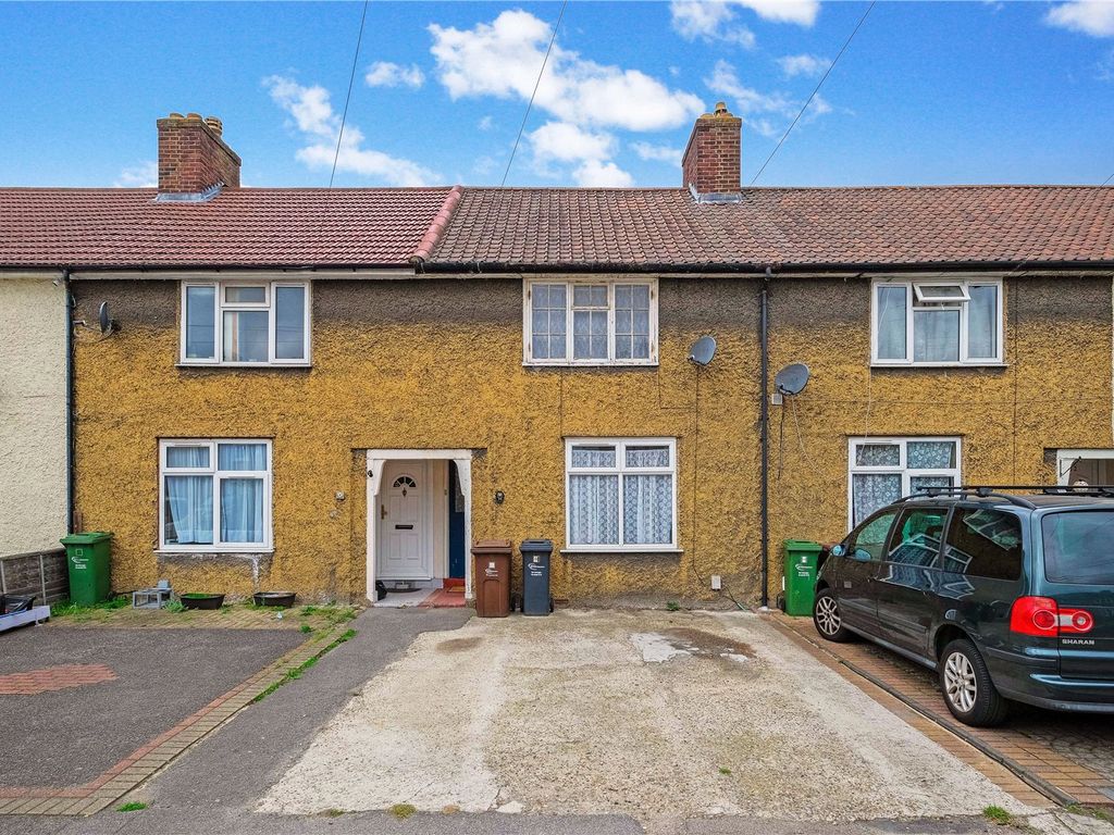 2 bed terraced house for sale in Cornshaw Road, Dagenham RM8 Zoopla
