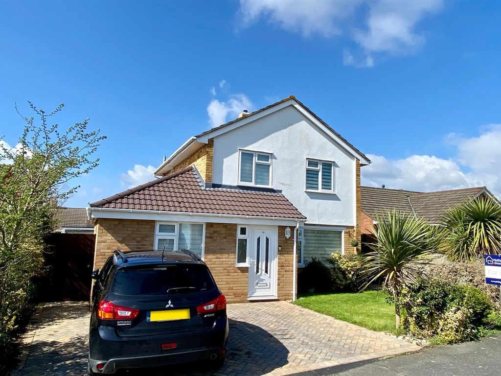 4 bed detached house for sale in Barnfield Close, Braunton EX33 Zoopla