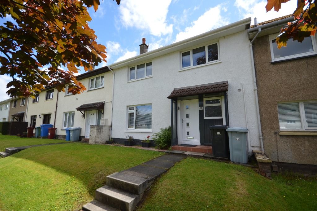 3 bed terraced house to rent in Raeburn Avenue, East Kilbride, South