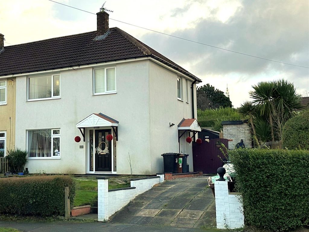 3 bed semidetached house for sale in Summerfield Gardens, Leeds LS13