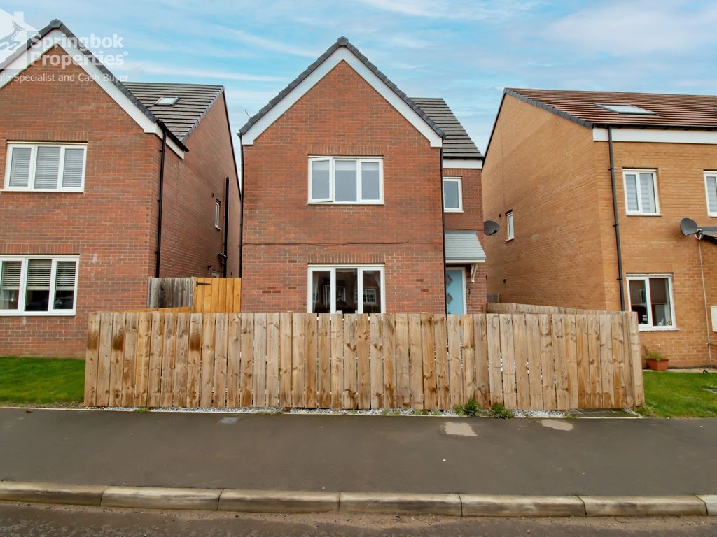 4 bed detached house for sale in Pine Valley Way, Seaton Vale