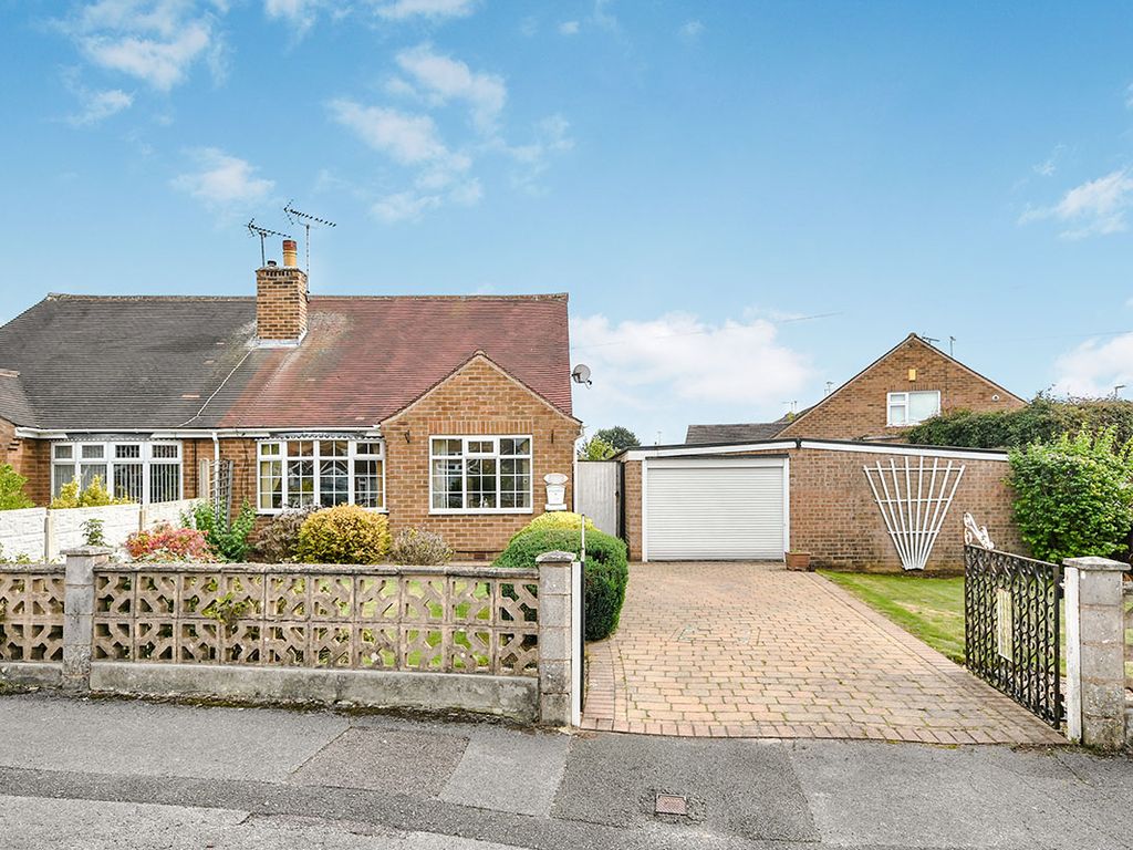 2 bed bungalow for sale in Copeland Avenue, KirkbyInAshfield