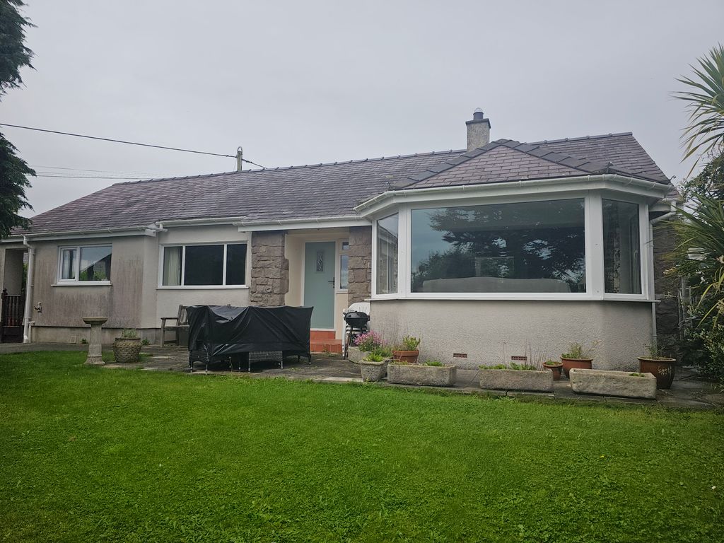 3 bed bungalow to rent in Llanddona, Beaumaris LL58, £1,495 pcm Zoopla