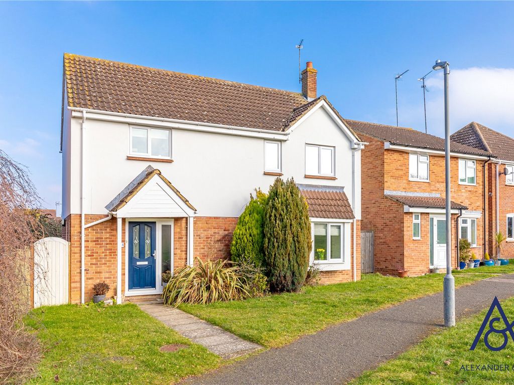 4 bed detached house for sale in Plover Close, Buckingham MK18 Zoopla