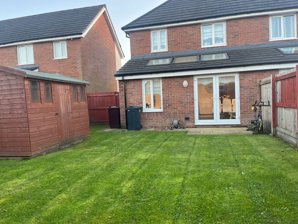 3 bed semidetached house for sale in Western Avenue, Huyton, Liverpool L36, £160,000 Zoopla