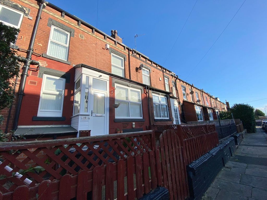 2 bed property to rent in Cross Flatts Parade, Beeston, Leeds LS11 Zoopla