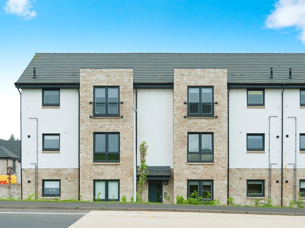 2 bed flat for sale in Abington Circle, Dargavel PA7, £